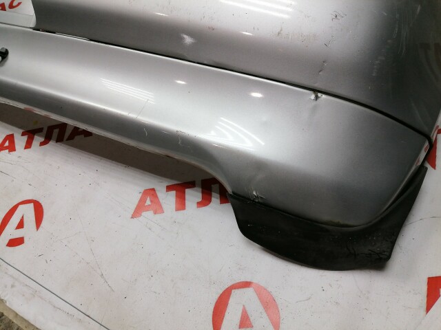 Бампер задний TOYOTA Vitz 