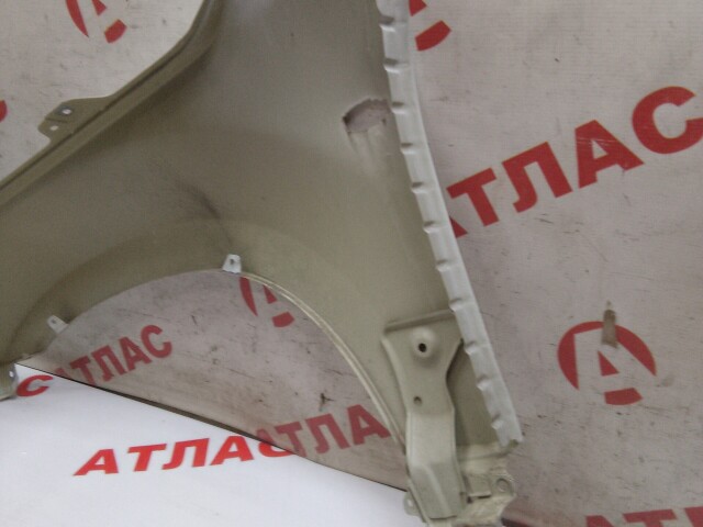 Крыло SUZUKI Escudo 
