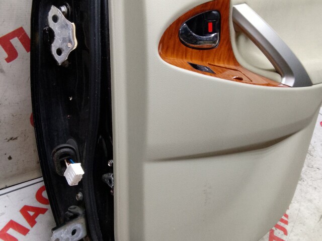 Дверь TOYOTA Camry 