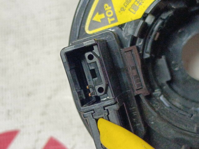 Шлейф подрулевой TOYOTA Ipsum 