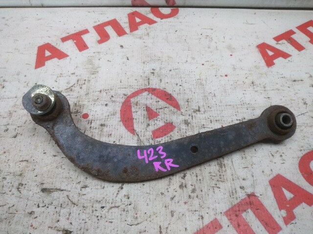 Рычаг TOYOTA Avensis 