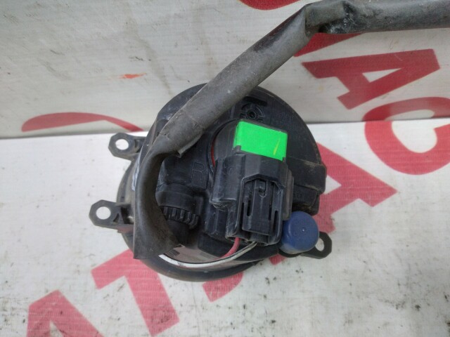 Туманка TOYOTA Camry 