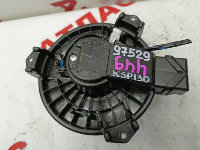 Моторчик печки TOYOTA Vitz 