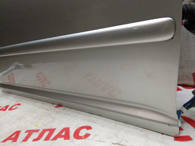 Дверь TOYOTA Avensis 