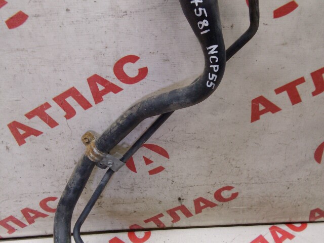 Горловина бензобака TOYOTA Probox 