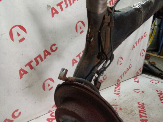 Балка задняя TOYOTA Ist 