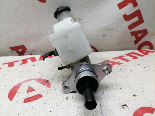 Главный тормозной цилиндр TOYOTA Corolla 