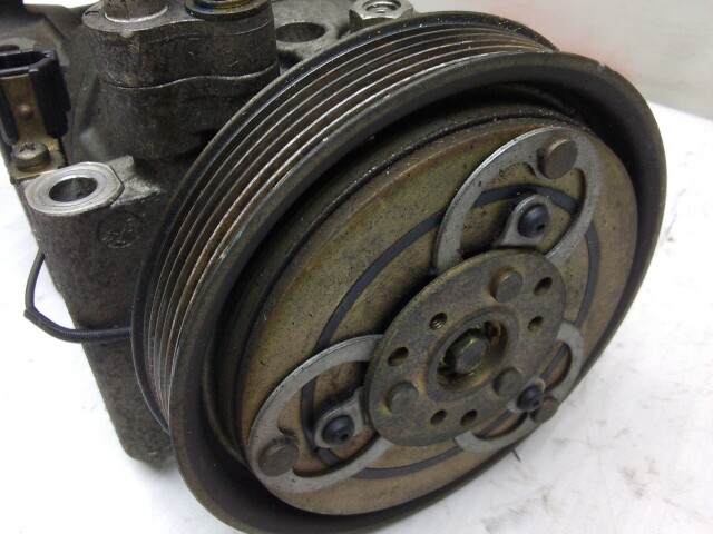 Компрессор кондиционера NISSAN Sunny QG15-DE