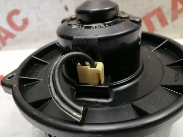 Моторчик печки TOYOTA Corolla Fielder 