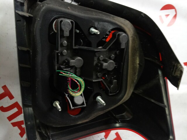 Стоп TOYOTA Avensis 