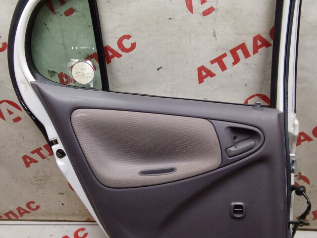 Дверь TOYOTA Platz 