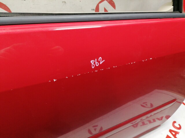 Дверь TOYOTA Raum 