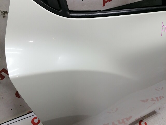 Дверь NISSAN Juke 
