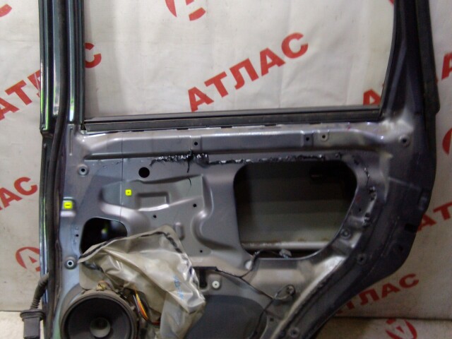 Дверь MITSUBISHI Outlander 