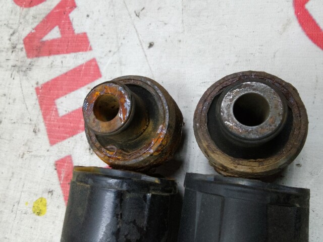 Амортизатор NISSAN Dualis 