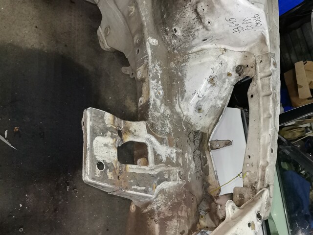 Лонжерон TOYOTA Corona Premio 