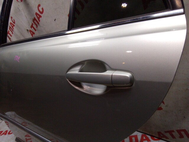 Дверь TOYOTA Avensis 