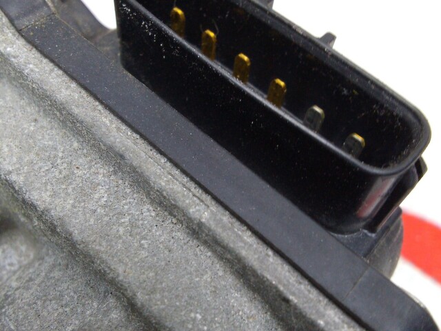 Дроссельная заслонка TOYOTA Vitz 2SZ-FE