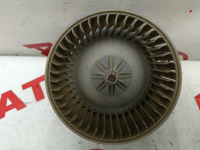 Моторчик печки TOYOTA Platz 