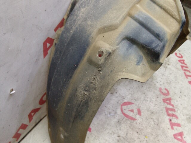 Подкрылок TOYOTA FunCargo 