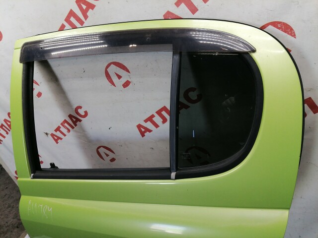 Дверь TOYOTA Vitz 