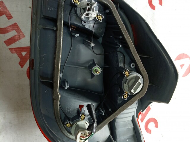 Стоп TOYOTA Vitz 