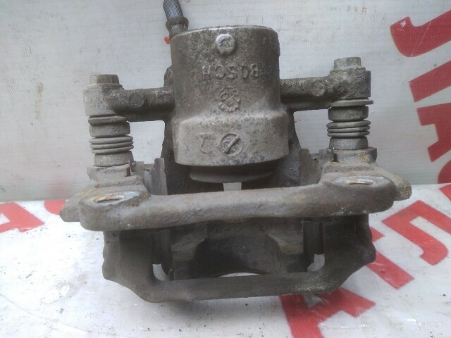 Суппорт TOYOTA Avensis 1ZZ-FE