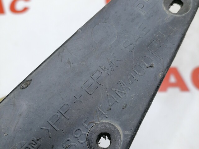 Брызговик NISSAN Sunny 