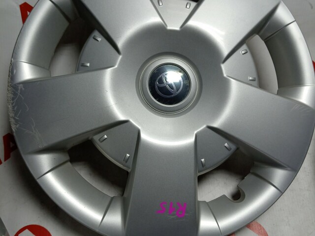 Колпак на колесо TOYOTA - 