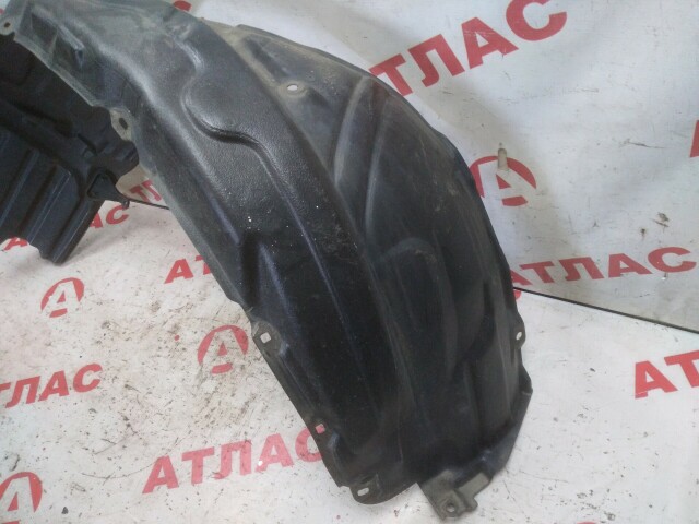 Подкрылок TOYOTA Camry 