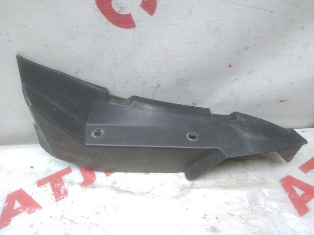 Подкрылок MAZDA Premacy 