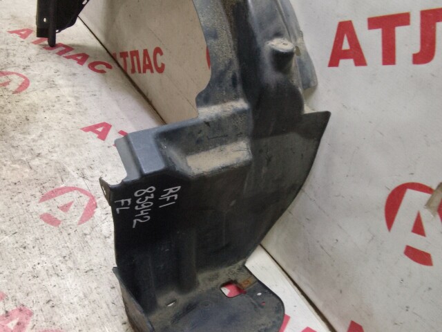 Подкрылок HONDA Stepwgn 