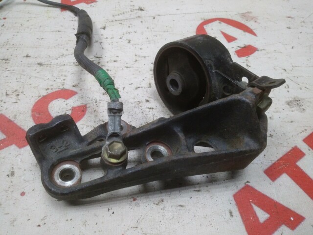 Подушка ДВС TOYOTA Vitz 1SZ-FE