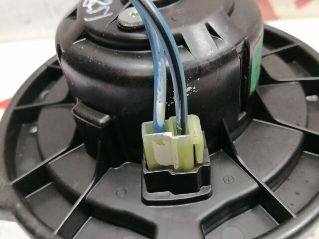 Моторчик печки TOYOTA Avensis 