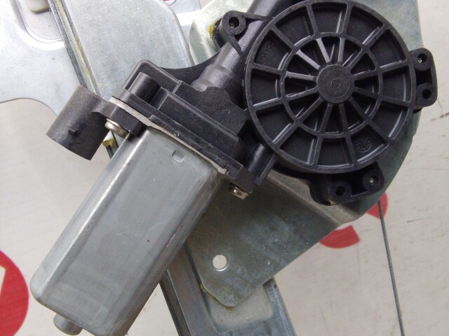 Стеклоподъемник RENAULT Duster 