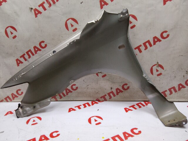 Крыло TOYOTA Corolla 