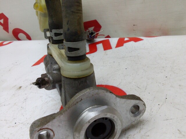 Главный тормозной цилиндр TOYOTA Corolla Spacio 