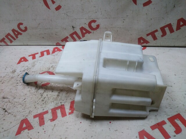 Бачок омывателя TOYOTA Avensis 