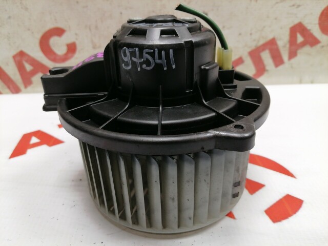 Моторчик печки TOYOTA Avensis 