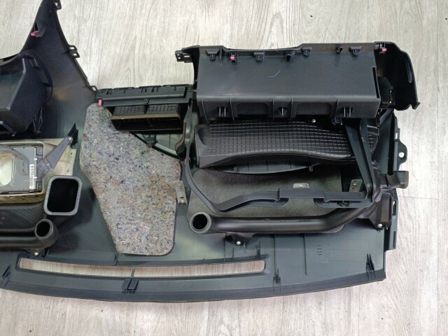 Торпедо TOYOTA Ractis 