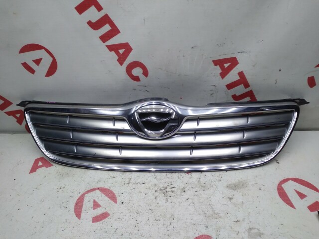 Решетка радиатора TOYOTA Corolla 