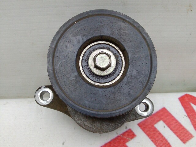 Ролик SUZUKI Escudo J20A