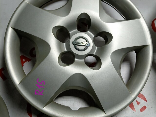 Колпак на колесо NISSAN - 