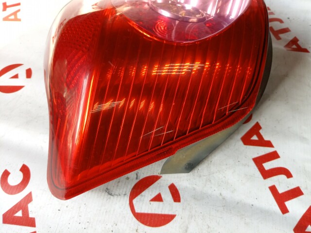 Стоп TOYOTA Avensis 