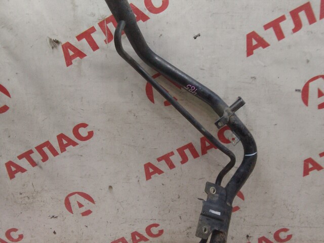 Горловина бензобака NISSAN X-Trail 