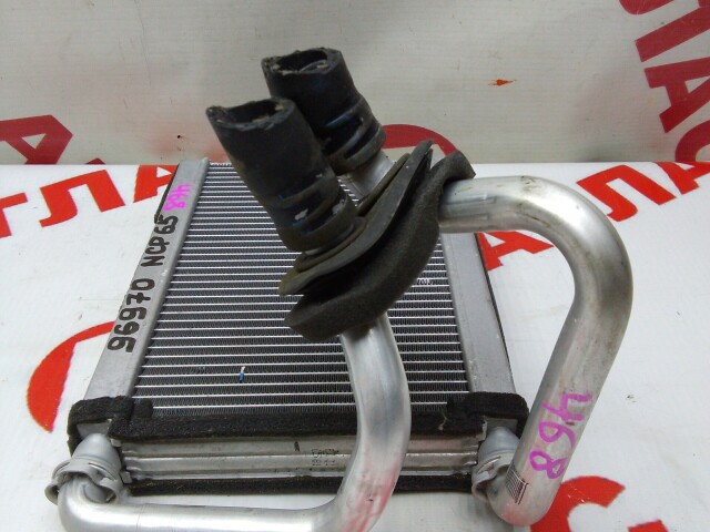 Радиатор печки TOYOTA Ist 