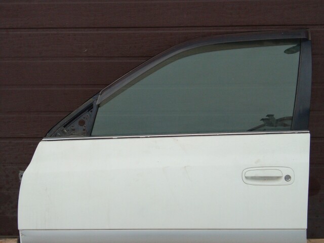 Дверь TOYOTA Corona Premio 