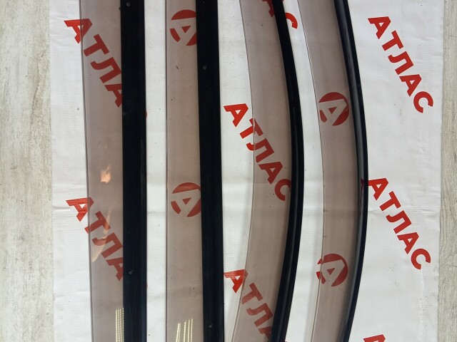 Ветровик TOYOTA Corolla Fielder 