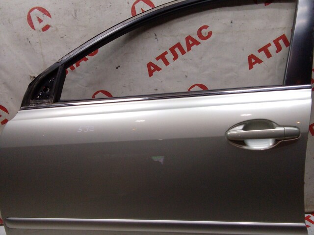 Дверь TOYOTA Avensis 