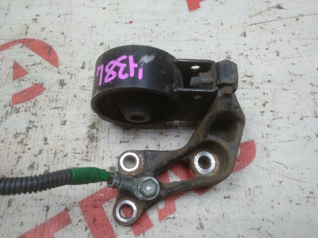 Подушка ДВС TOYOTA Ist 1NZ-FE